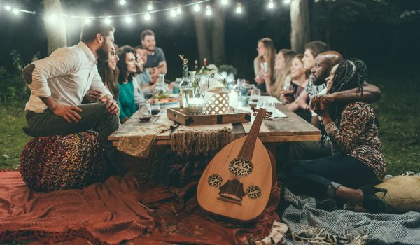 An image of friends from different ethnicity groups.